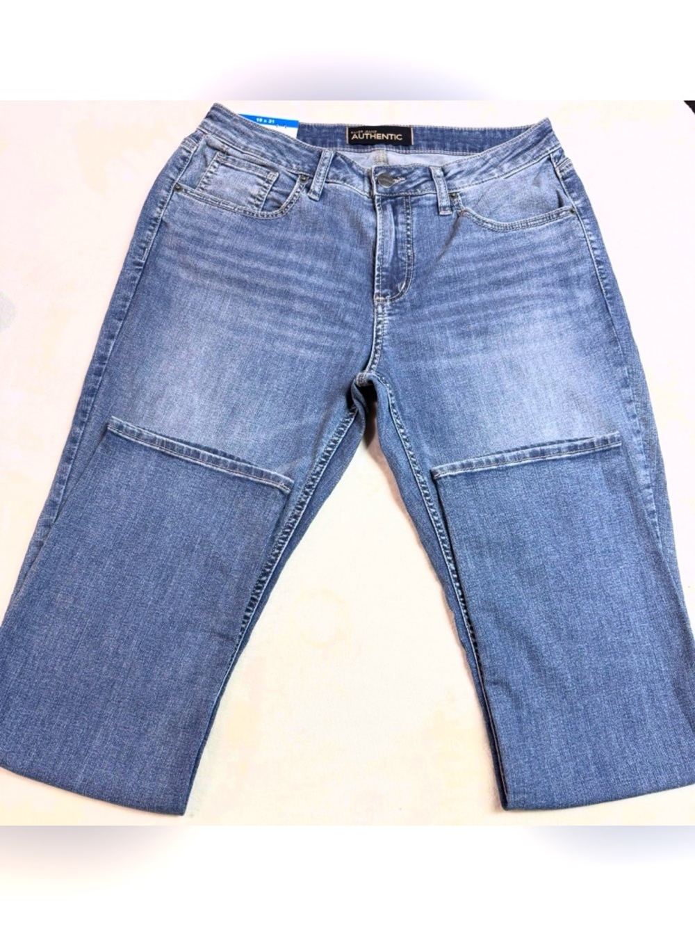 Authentic Silver Jeans The Curvy High Slim Straight NWT 10X31